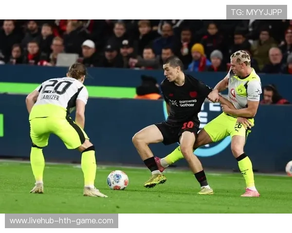 勒沃库森盯德布劳内式智核，崛起的欧洲足球战术新风潮