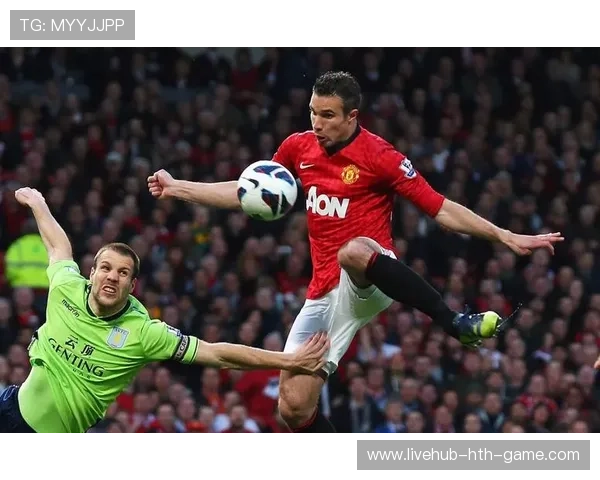 足球突破到底线零角度抽射:激情与技术的巅峰对决 足球突破到底线零角度抽射:激情与技术的巅峰对决