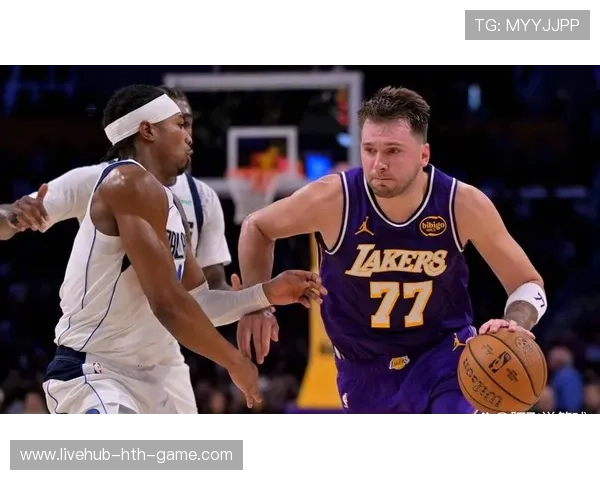 盘活全队!东契奇29+11+10里夫斯两双,湖人6人得分上双击败热火,东契奇50佳球 盘活全队!东契奇29+11+10里夫斯两双,湖人6人得分上双击败热火,东契奇50佳球